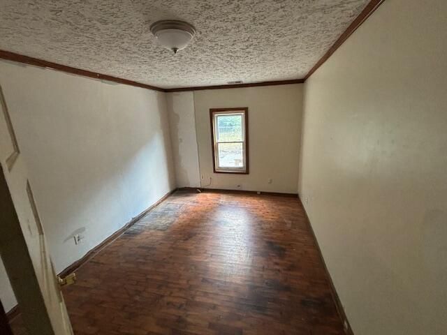 2136 N Washington Avenue, Springfield, MO 65803