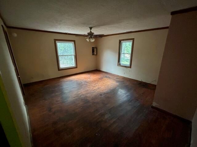 2136 N Washington Avenue, Springfield, MO 65803