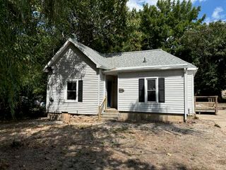 2136 N Washington Avenue, Springfield, MO 65803