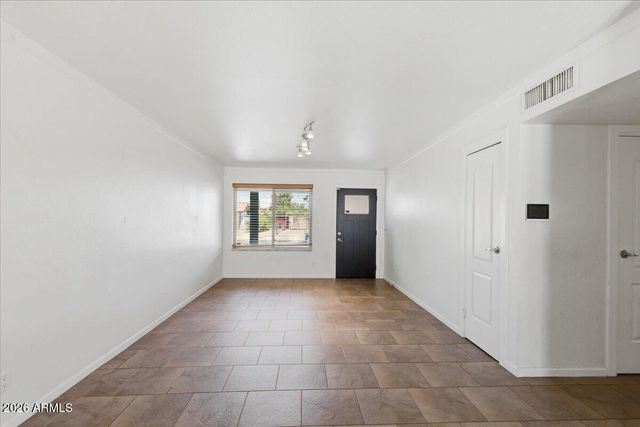 1433 E WINDSOR Avenue, Phoenix, AZ 85006