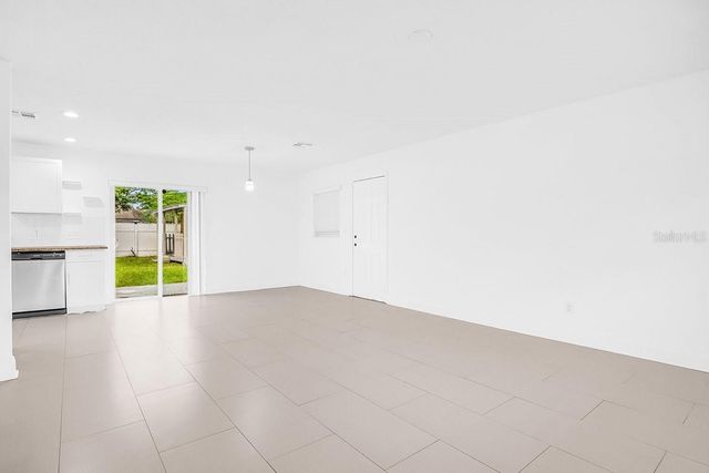 7744 LIVERPOOL BOULEVARD, Orlando, FL 32807