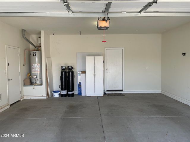 17560 W LILAC Street, Goodyear, AZ 85338