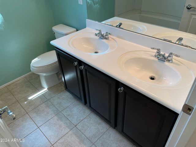 17560 W LILAC Street, Goodyear, AZ 85338
