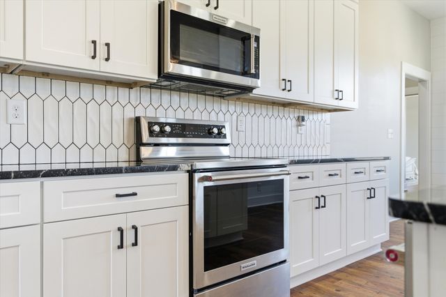 84 Tonys Ln, Mcminnville, TN 37110