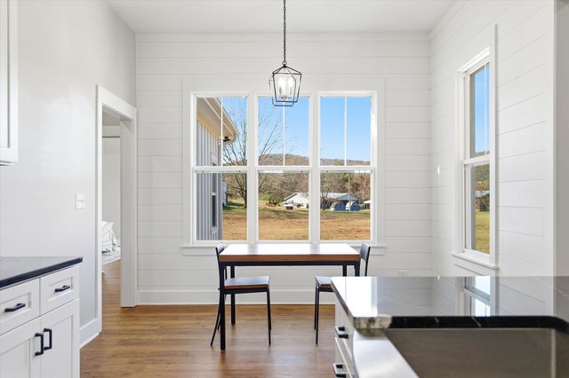 84 Tonys Ln, Mcminnville, TN 37110