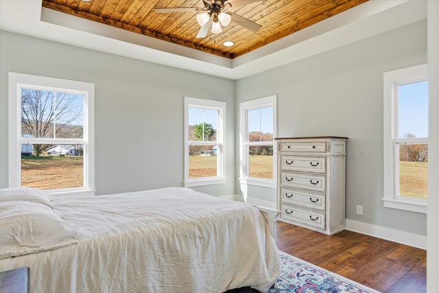 84 Tonys Ln, Mcminnville, TN 37110