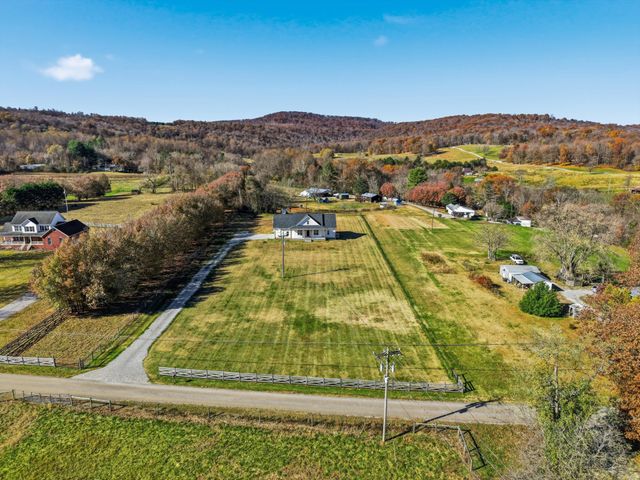 84 Tonys Ln, Mcminnville, TN 37110