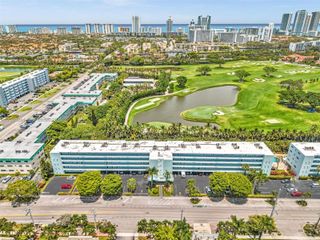 700 NE 14th Avenue 307, Hallandale Beach, FL 33009