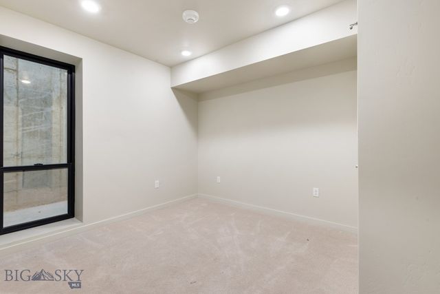 59 E Park Street 102, Butte, MT 59701