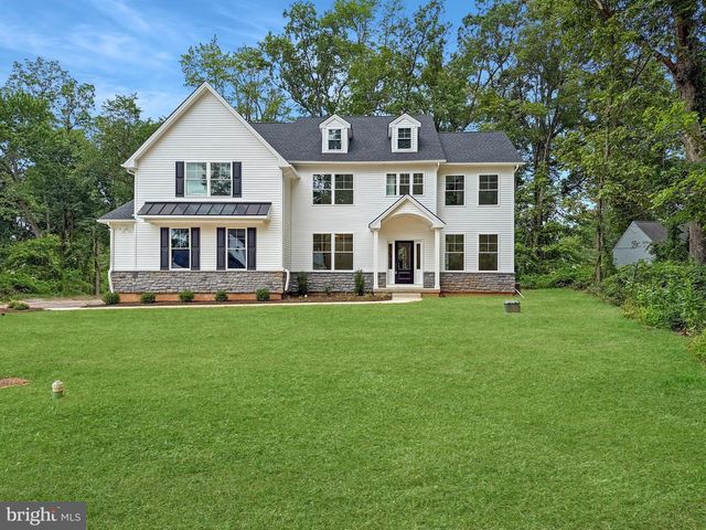 1823 N LINE ST, Hatfield, PA 19440