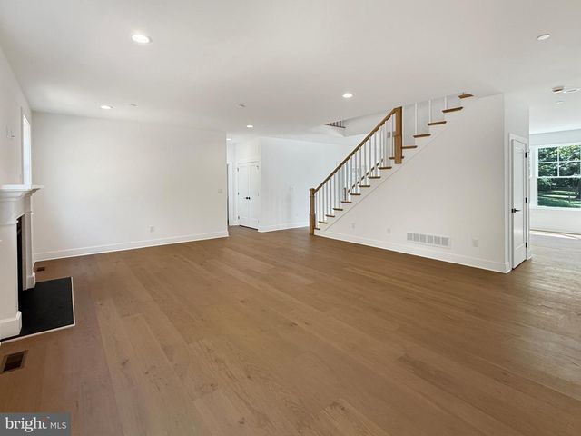 1823 N LINE ST, Hatfield, PA 19440