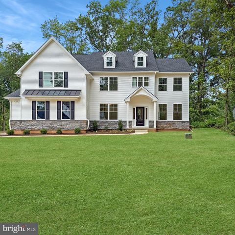 1823 N LINE ST, Hatfield, PA 19440
