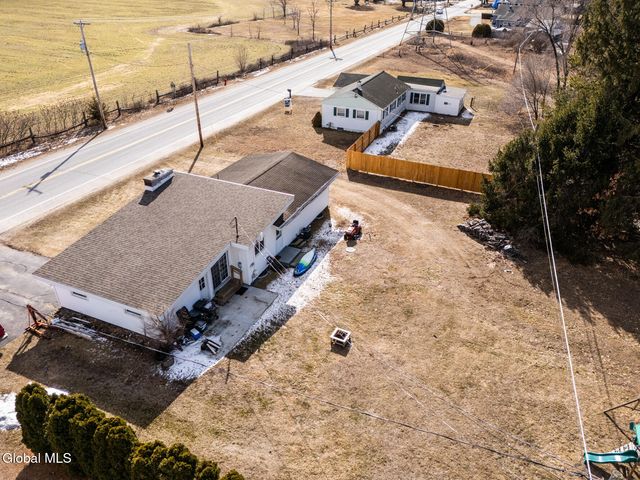 59 Bluebird Road, Moreau, NY 12828