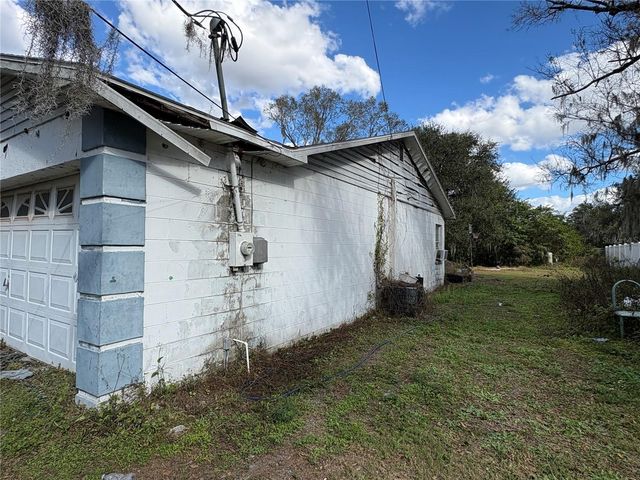 414 S WIGGINS ROAD, Plant City, FL 33566