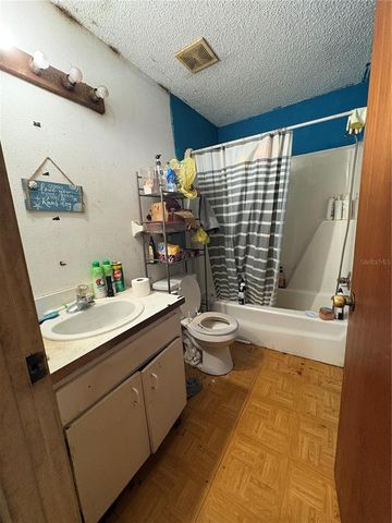 414 S WIGGINS ROAD, Plant City, FL 33566