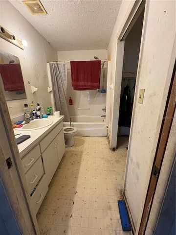 414 S WIGGINS ROAD, Plant City, FL 33566