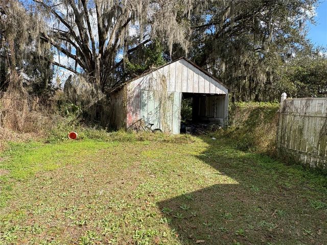 414 S WIGGINS ROAD, Plant City, FL 33566