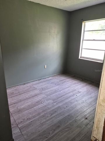 414 S WIGGINS ROAD, Plant City, FL 33566