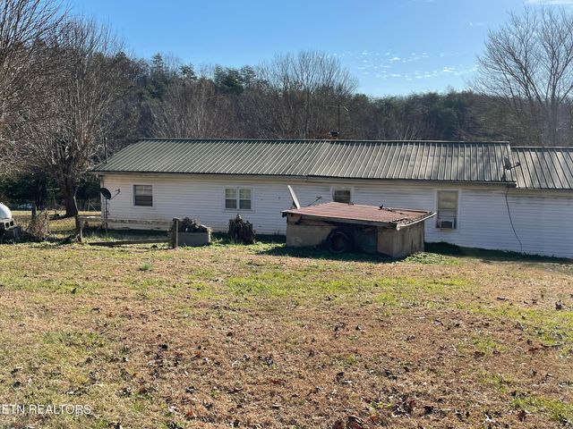 181 Big Creek Rd, Madisonville, TN 37354