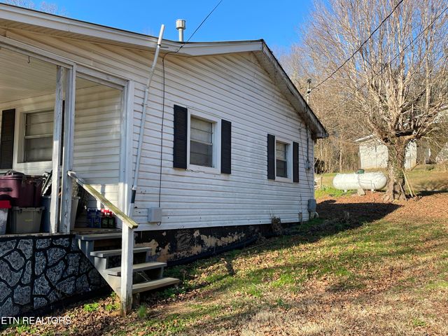 181 Big Creek Rd, Madisonville, TN 37354