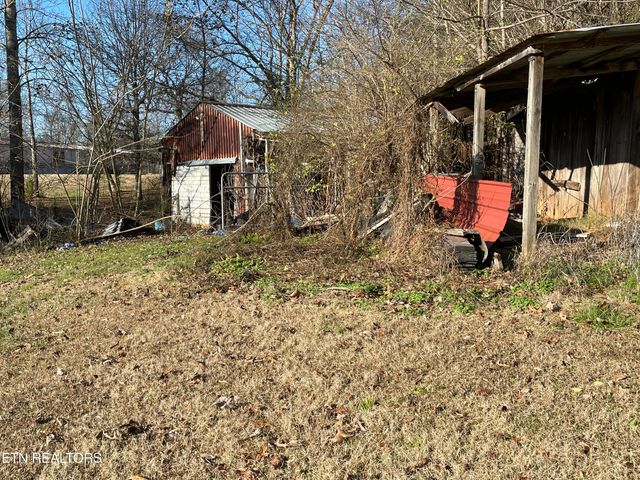 181 Big Creek Rd, Madisonville, TN 37354