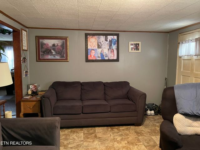 181 Big Creek Rd, Madisonville, TN 37354