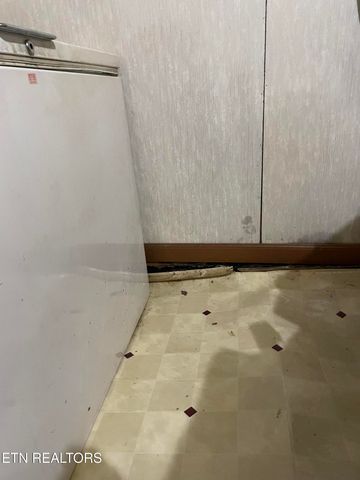 181 Big Creek Rd, Madisonville, TN 37354