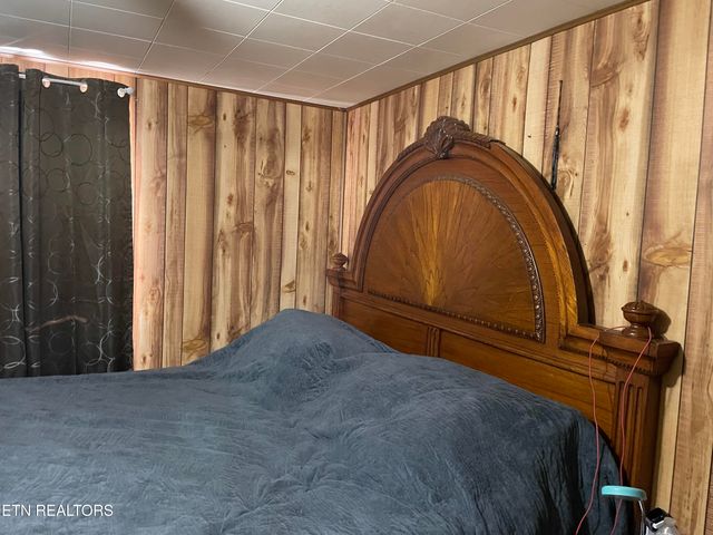 181 Big Creek Rd, Madisonville, TN 37354