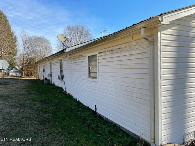 181 Big Creek Rd, Madisonville, TN 37354