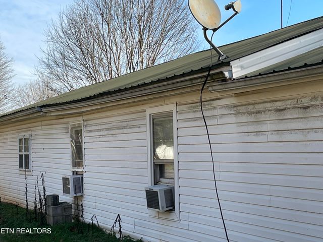 181 Big Creek Rd, Madisonville, TN 37354