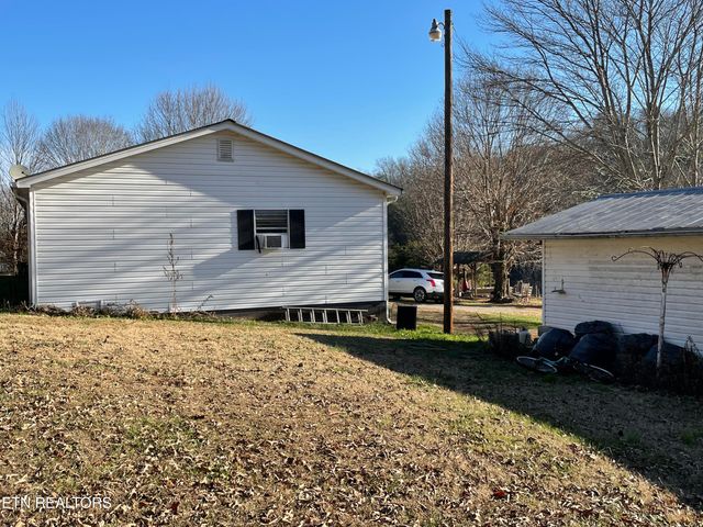 181 Big Creek Rd, Madisonville, TN 37354