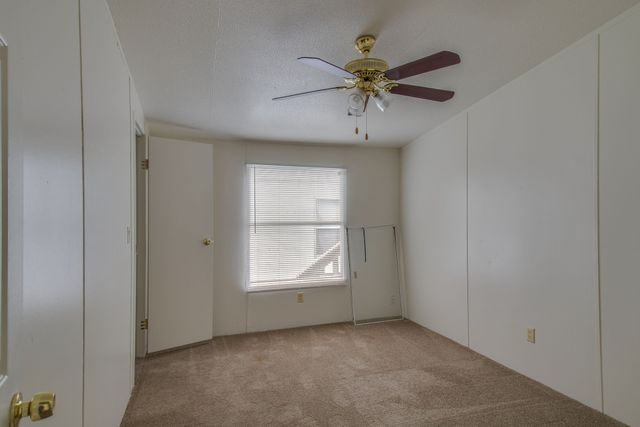 6527 Blue Water Court, Granbury, TX 76049