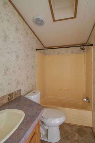 6527 Blue Water Court, Granbury, TX 76049