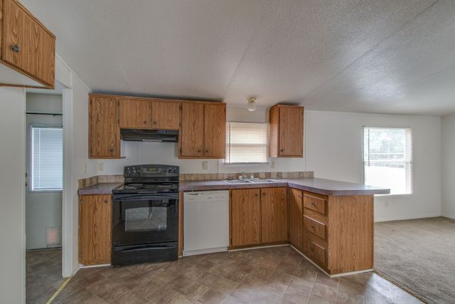 6527 Blue Water Court, Granbury, TX 76049