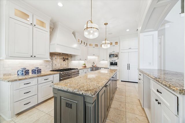 1510 Latexo Drive, Houston, TX 77018