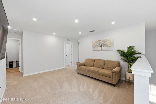 14742 CASHEW Avenue, Jacksonville, FL 32218