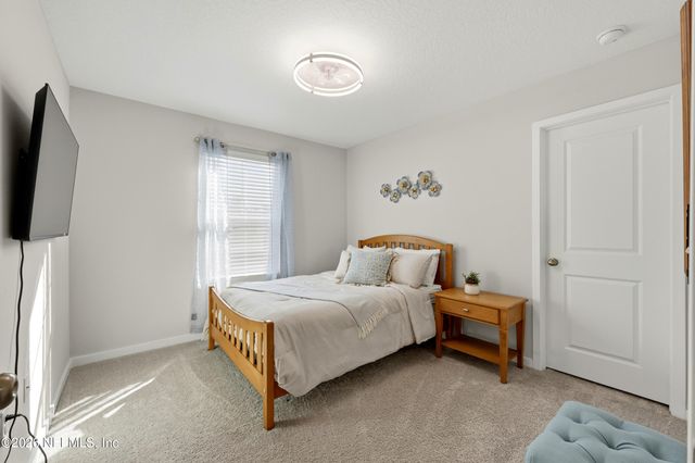 14742 CASHEW Avenue, Jacksonville, FL 32218