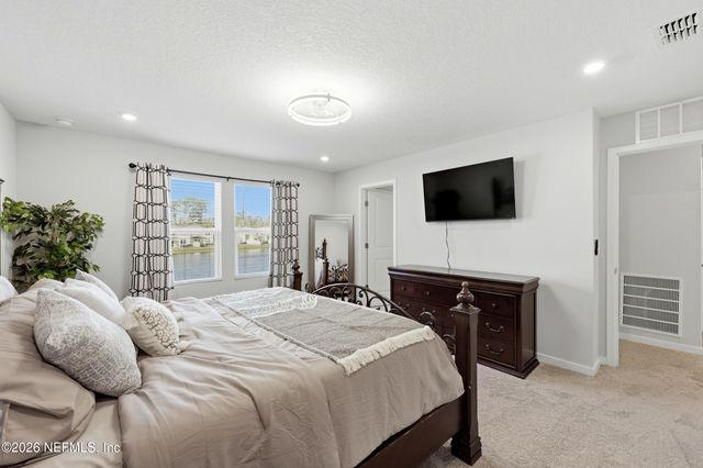 14742 CASHEW Avenue, Jacksonville, FL 32218