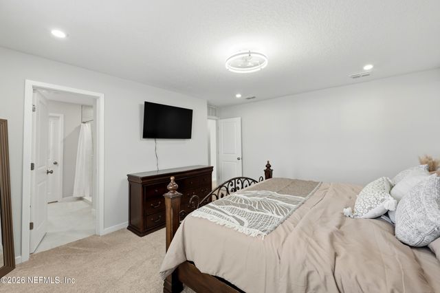 14742 CASHEW Avenue, Jacksonville, FL 32218