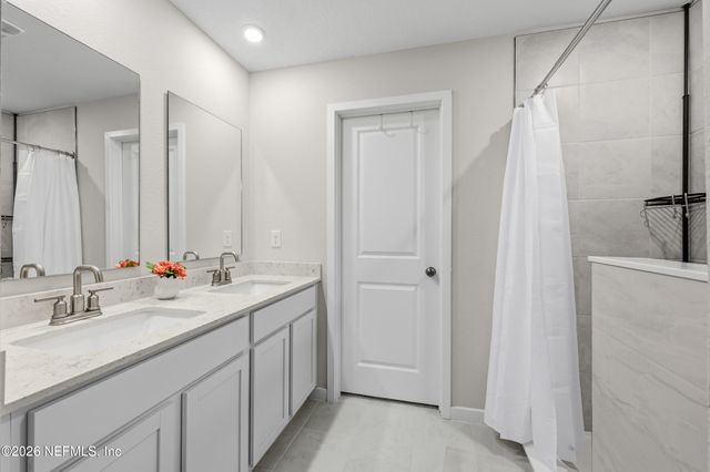 14742 CASHEW Avenue, Jacksonville, FL 32218