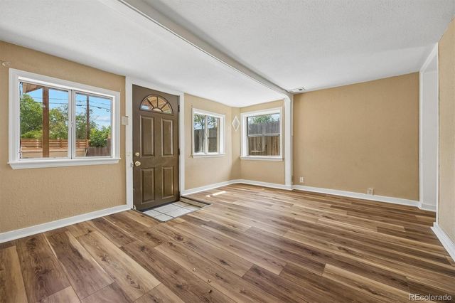 937 S Vrain Street, Denver, CO 80219