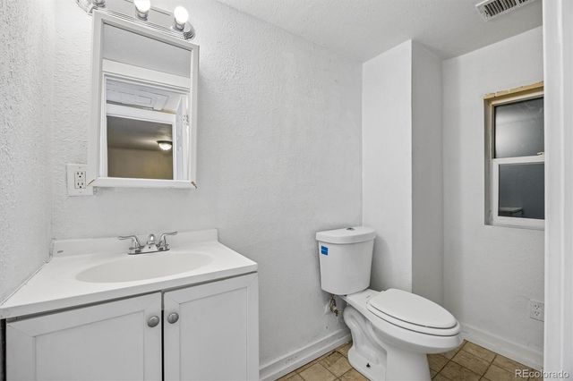 937 S Vrain Street, Denver, CO 80219