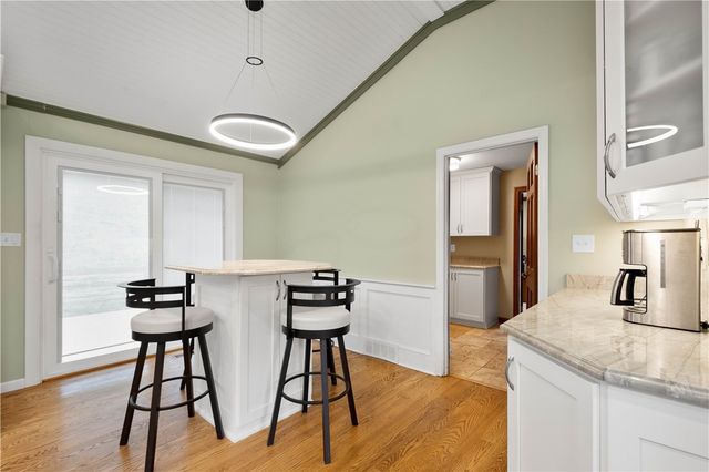 507 Buttermilk Ln, Bradford Woods, PA 15015