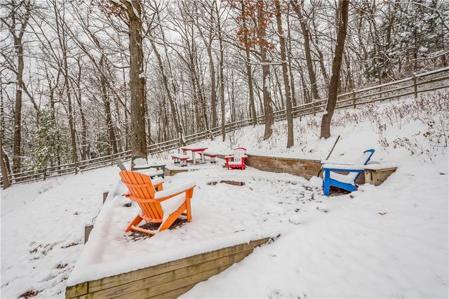 507 Buttermilk Ln, Bradford Woods, PA 15015