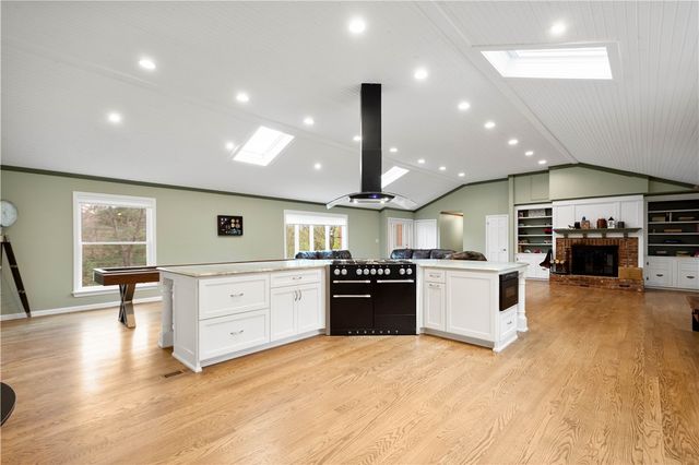 507 Buttermilk Ln, Bradford Woods, PA 15015