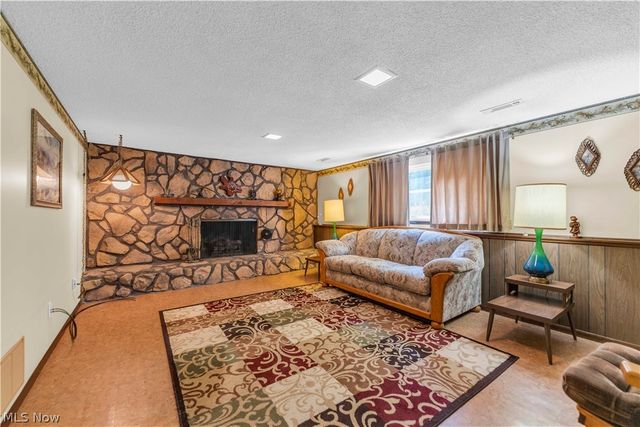 34739 Highland Drive, North Ridgeville, OH 44039