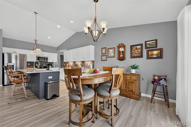 2009 White Branch Drive, St Paul, MO 63366