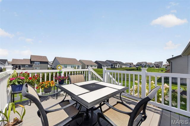 2009 White Branch Drive, St Paul, MO 63366