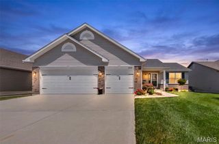 2009 White Branch Drive, St Paul, MO 63366