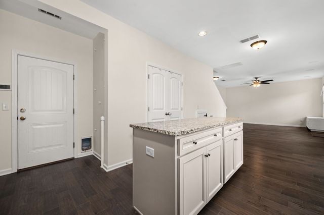 2505 Miranda Dr, Murfreesboro, TN 37128